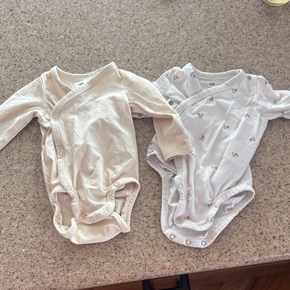 H&M Neutral Wrap-Front Baby Bodysuit Set — Cream & Light Gray Floral